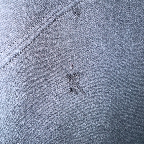 DC Batman sweatshirt - Picture 2 of 2